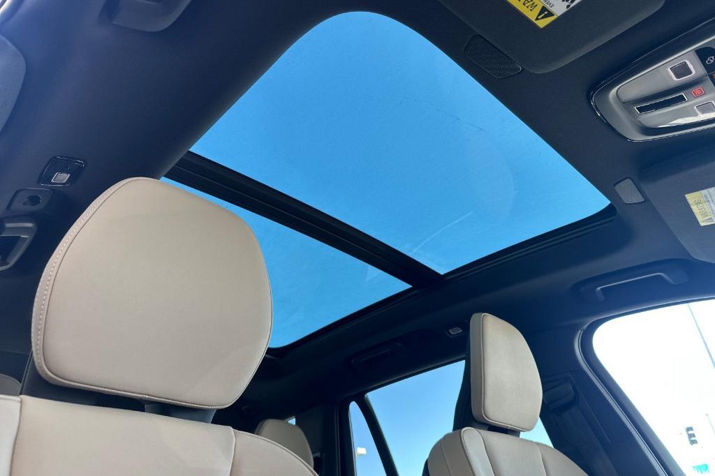 new 2026 Volvo XC90 car, priced at $64,945