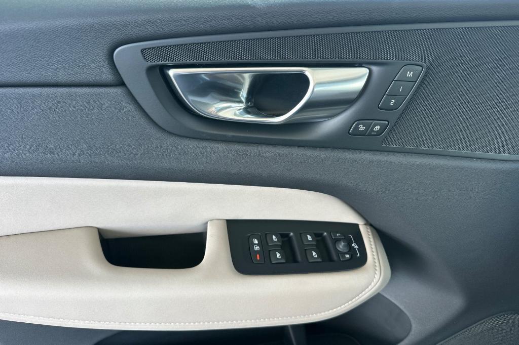 new 2026 Volvo XC60 car, priced at $54,515