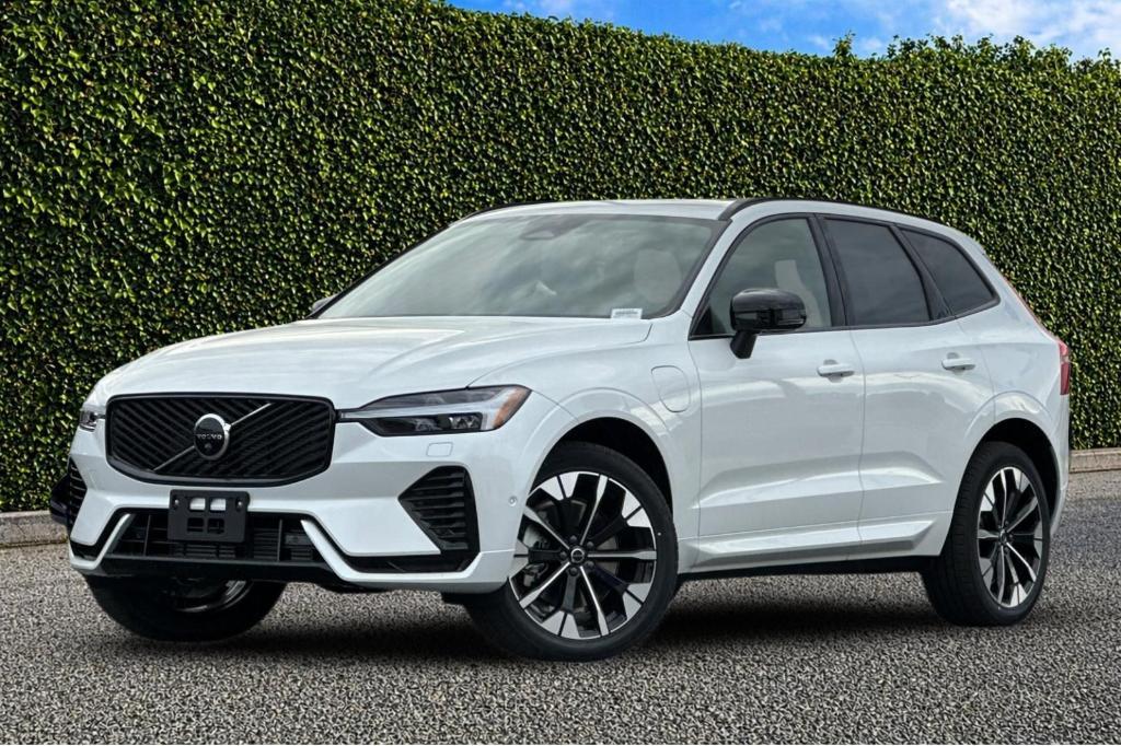 new 2026 Volvo XC60 Plug-In Hybrid car, priced at $66,395