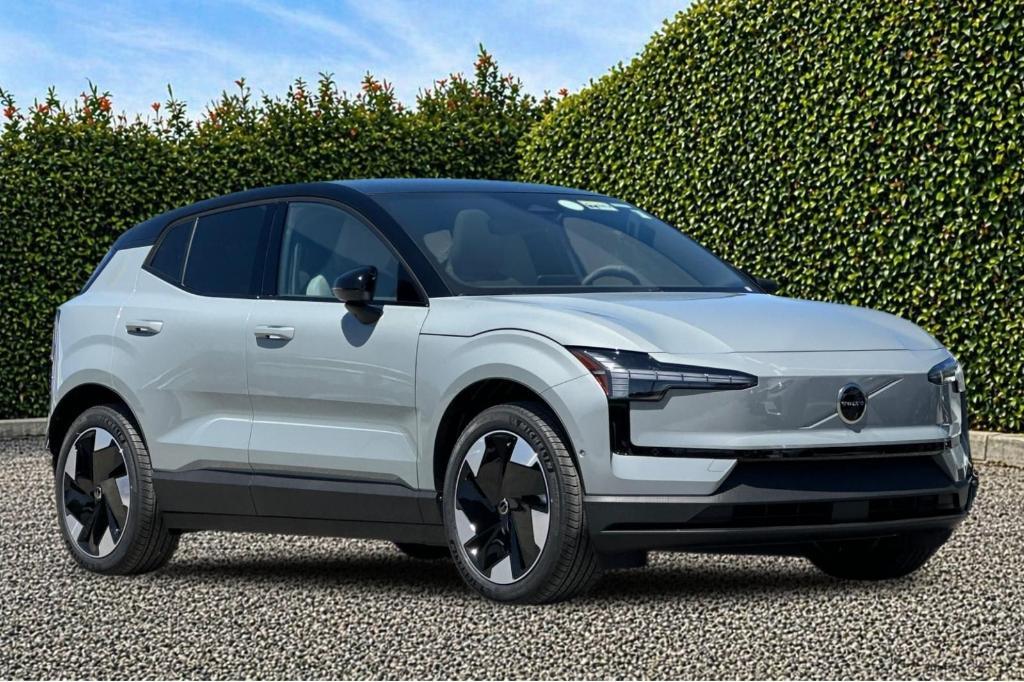 new 2026 Volvo EX30 car