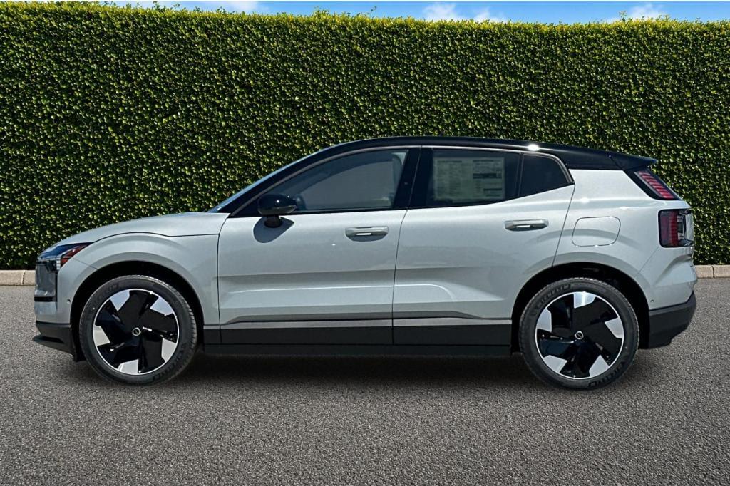 new 2026 Volvo EX30 car