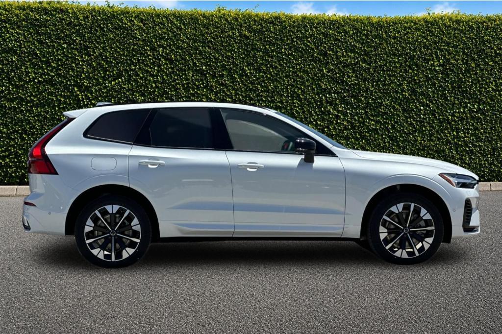 new 2026 Volvo XC60 Plug-In Hybrid car