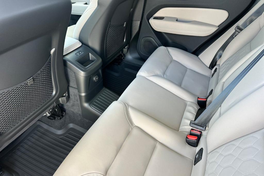 new 2026 Volvo XC60 Plug-In Hybrid car