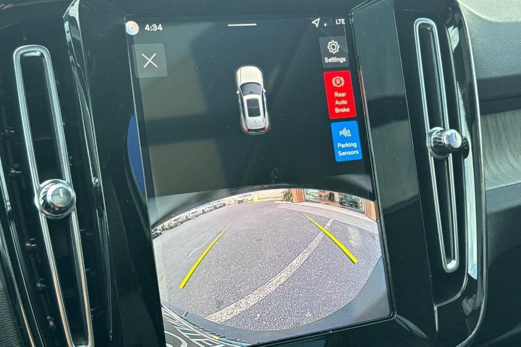 new 2026 Volvo XC40 car, priced at $39,500