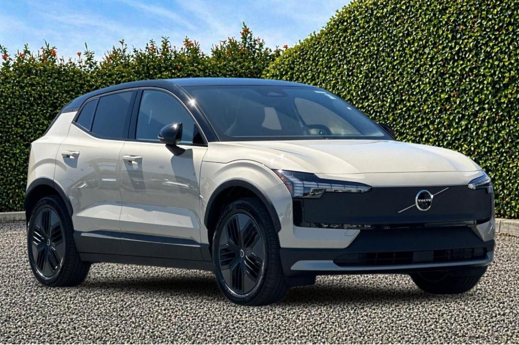 new 2026 Volvo EX30 car