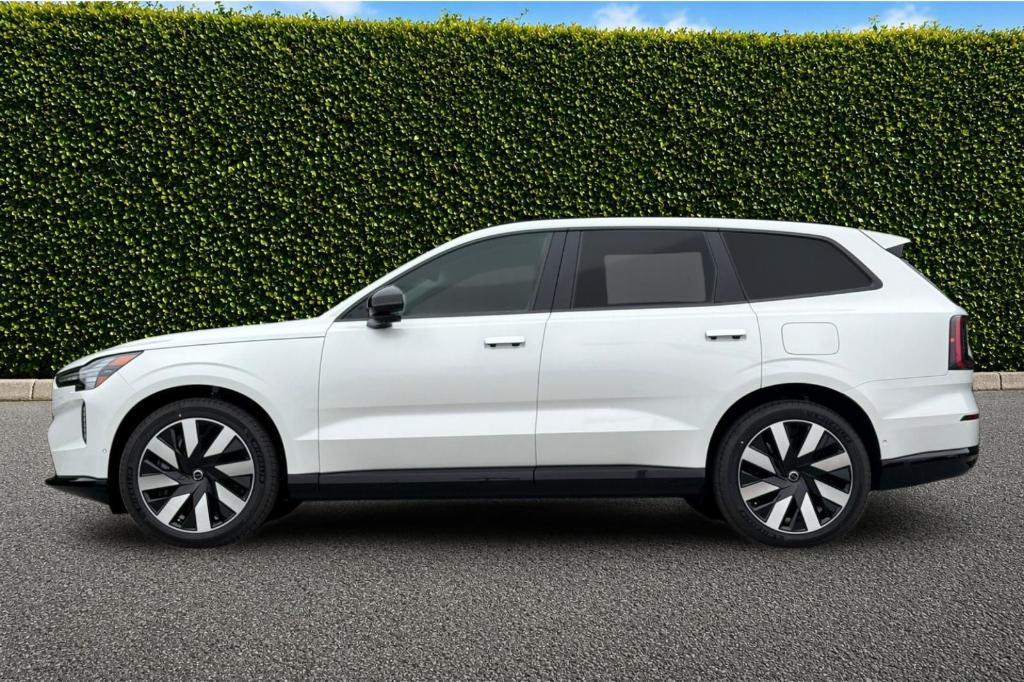 new 2026 Volvo EX90 car