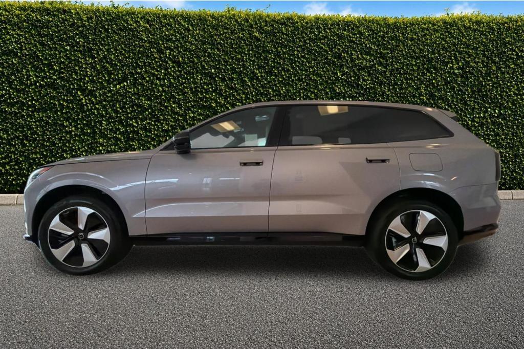 new 2026 Volvo EX90 car