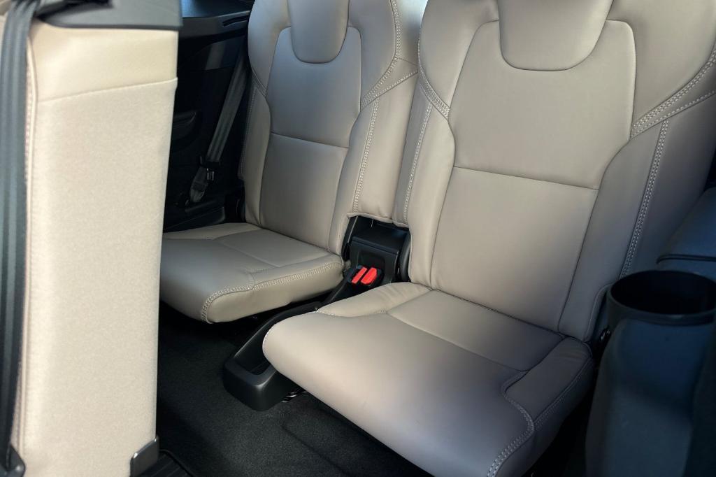 new 2026 Volvo XC90 car, priced at $72,575