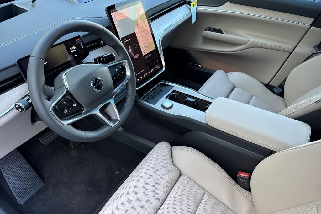 new 2025 Volvo EX90 car, priced at $84,260