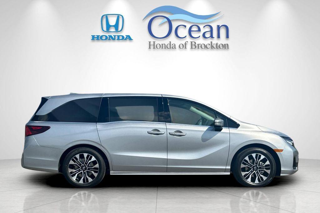 new 2026 Honda Odyssey car, priced at $53,190