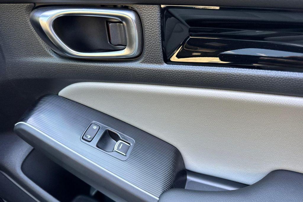 new 2026 Honda Civic Hybrid car, priced at $33,945