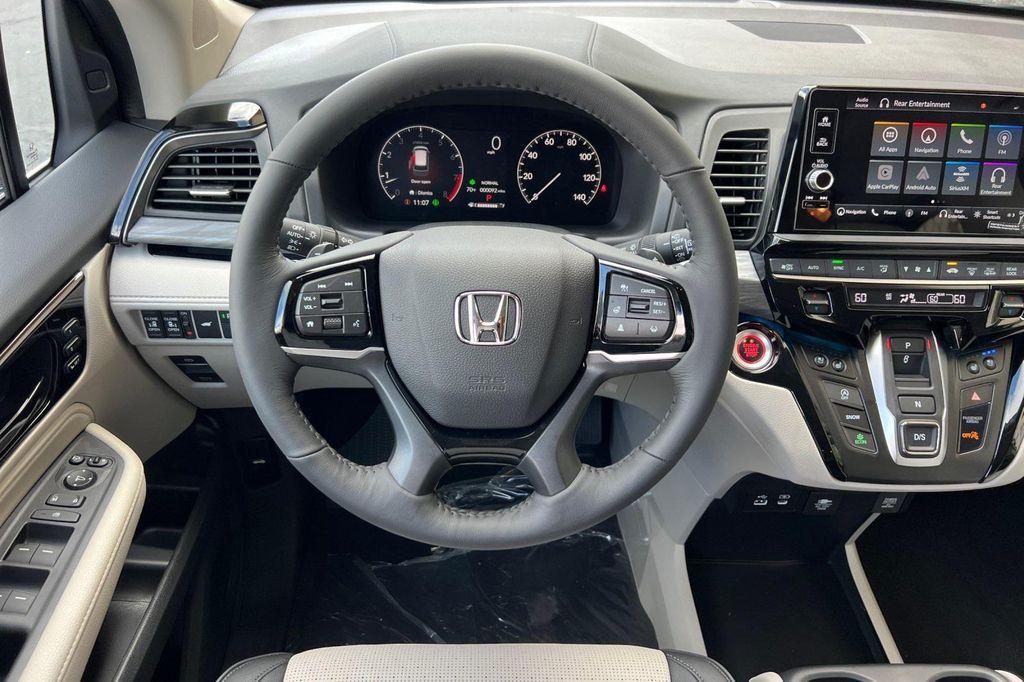 new 2026 Honda Odyssey car, priced at $54,700