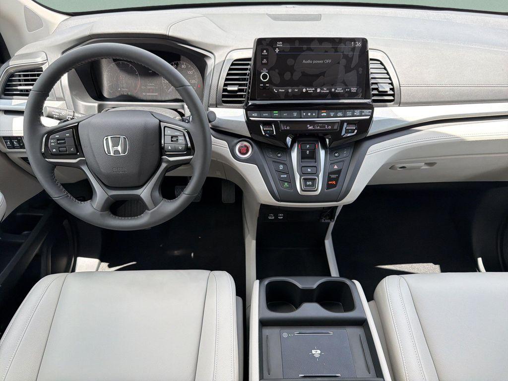new 2026 Honda Odyssey car, priced at $42,519