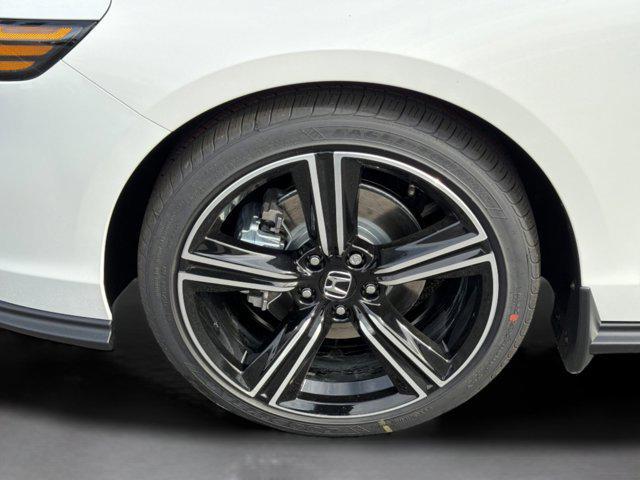 new 2025 Honda Accord Hybrid car, priced at $33,700