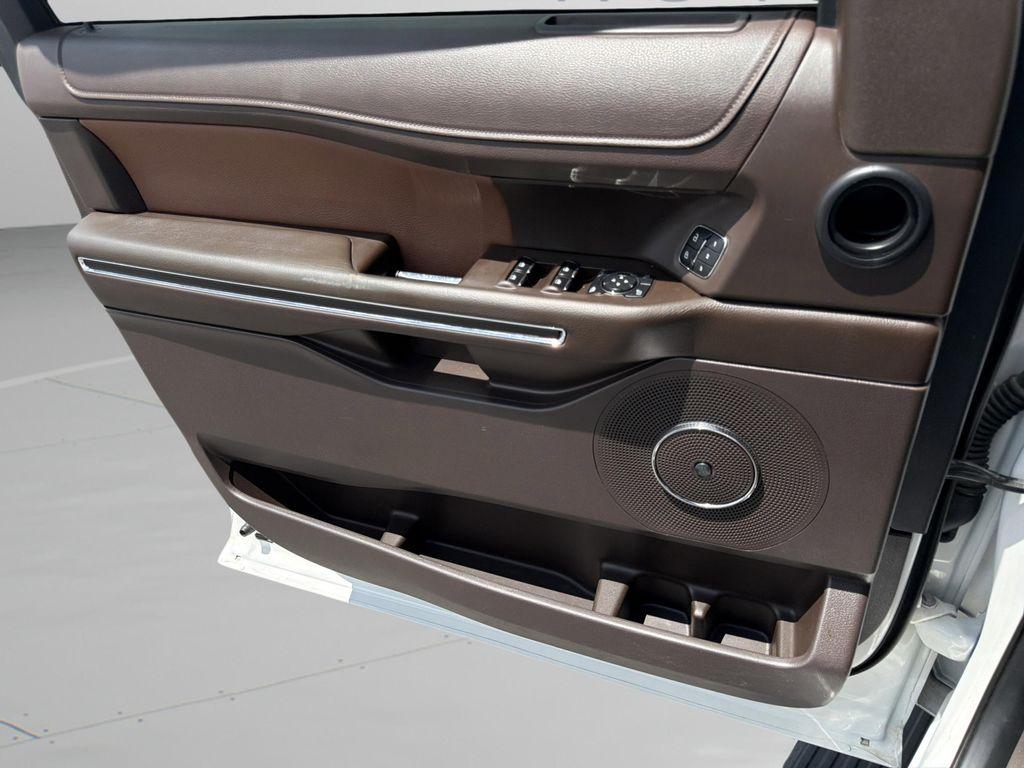 used 2022 Ford Expedition Max car, priced at $32,900