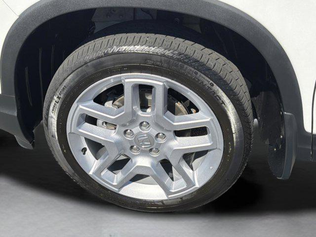 used 2024 Honda Passport car, priced at $34,233