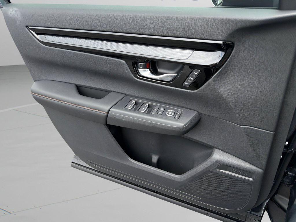 new 2026 Honda CR-V Hybrid car, priced at $45,098