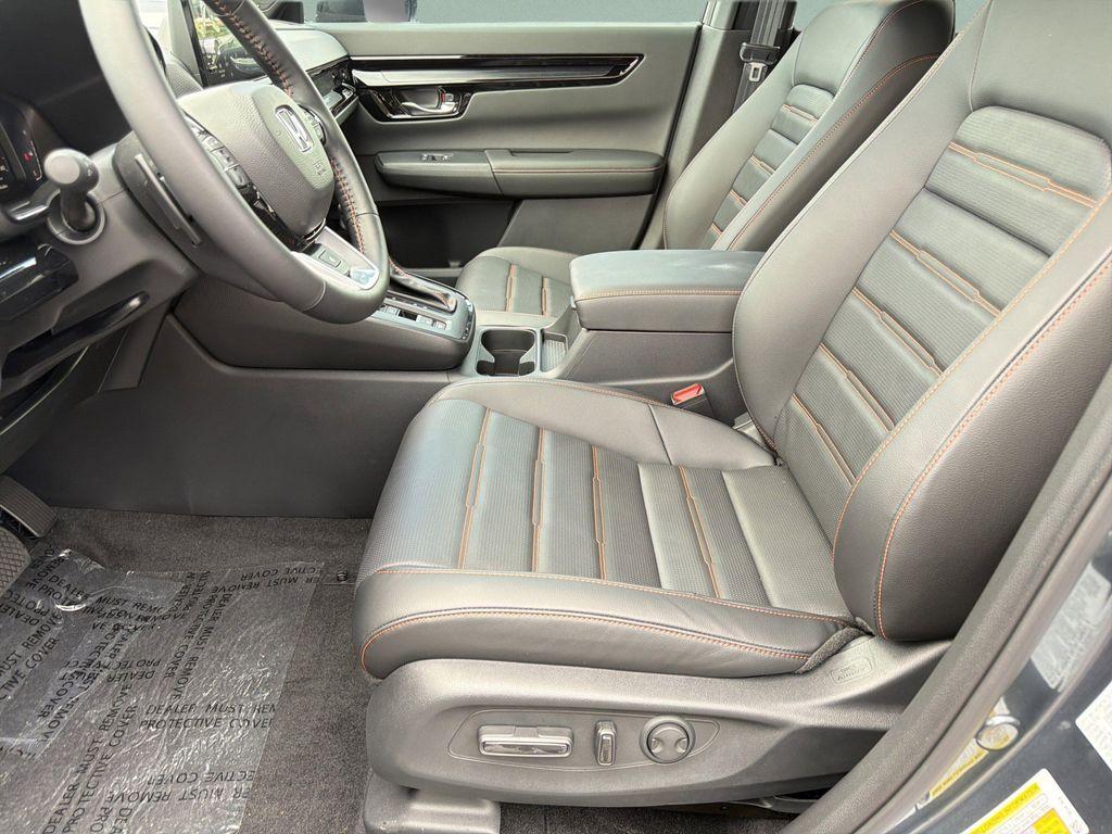 new 2026 Honda CR-V Hybrid car, priced at $45,098