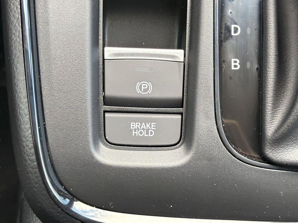new 2026 Honda CR-V Hybrid car, priced at $45,098