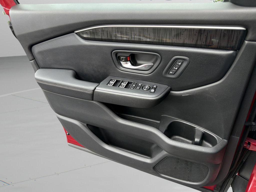 used 2023 Honda Pilot car, priced at $38,176