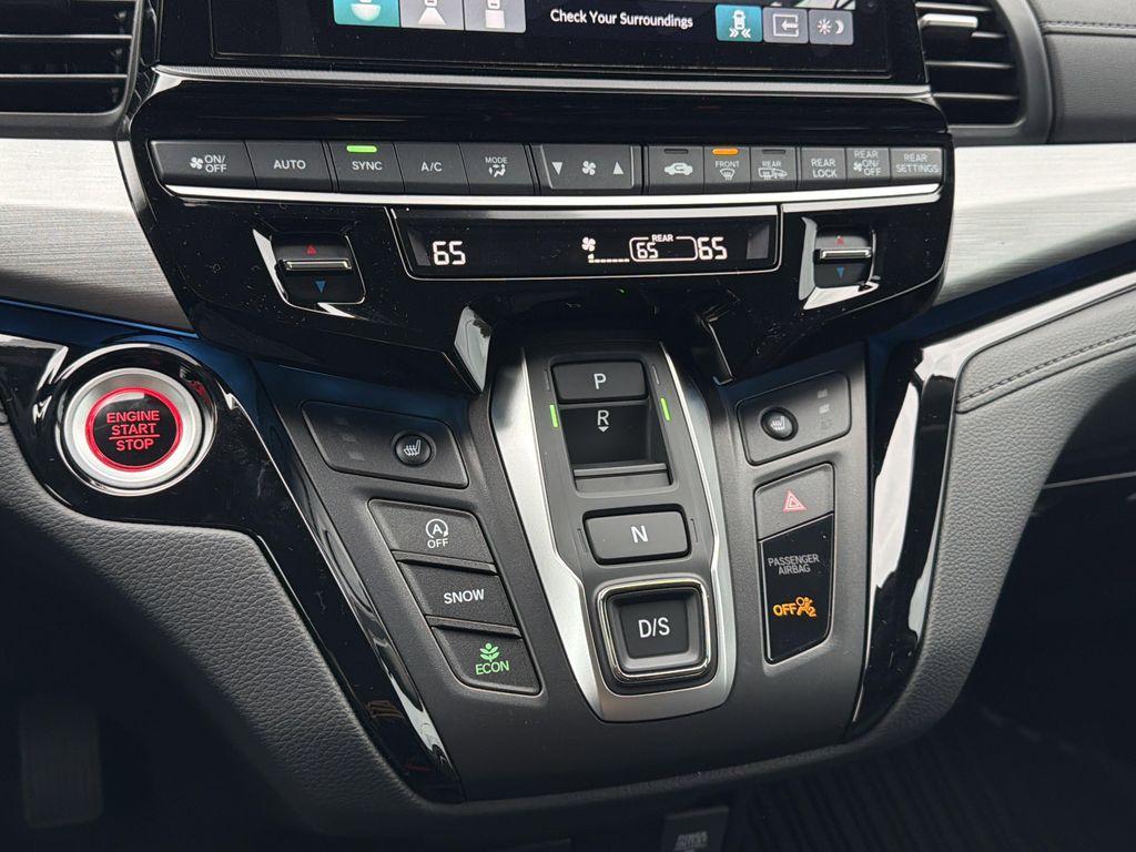 new 2026 Honda Odyssey car, priced at $46,051
