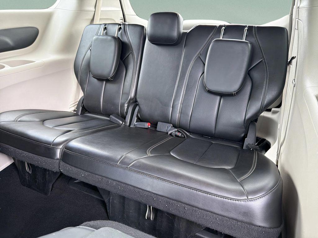 used 2023 Chrysler Pacifica Hybrid car, priced at $22,175