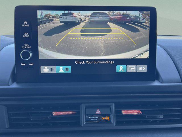 used 2025 Honda Pilot car, priced at $43,917