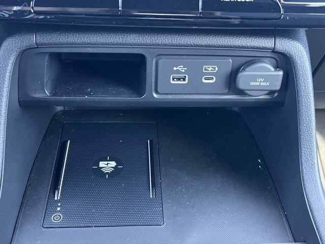 used 2025 Honda Pilot car, priced at $43,917