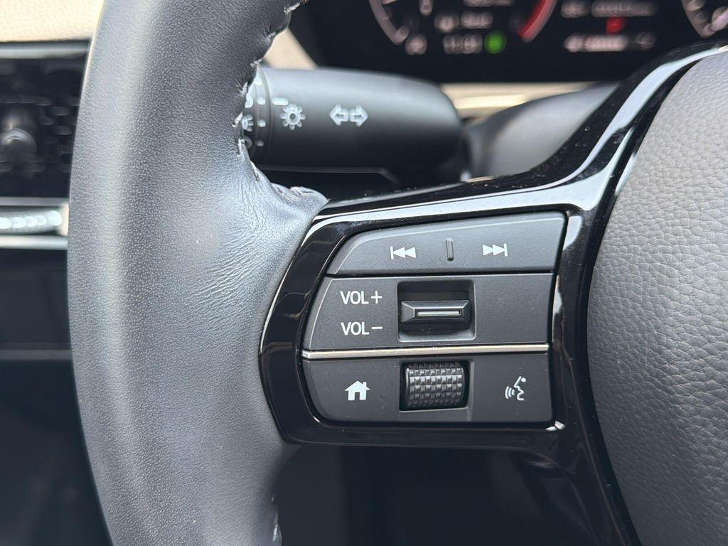 used 2025 Honda CR-V car, priced at $32,856