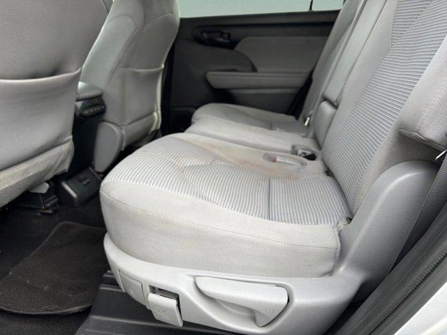 used 2022 Toyota Highlander car, priced at $24,487