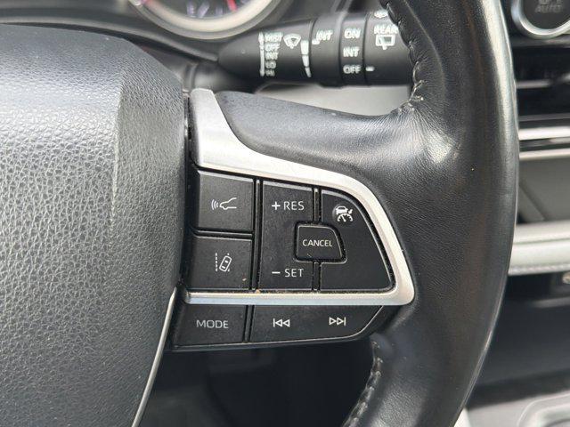 used 2022 Toyota Highlander car, priced at $24,487