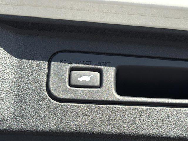 used 2025 Honda Pilot car, priced at $47,179