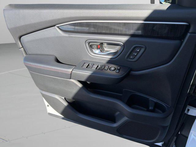 used 2025 Honda Pilot car, priced at $47,179