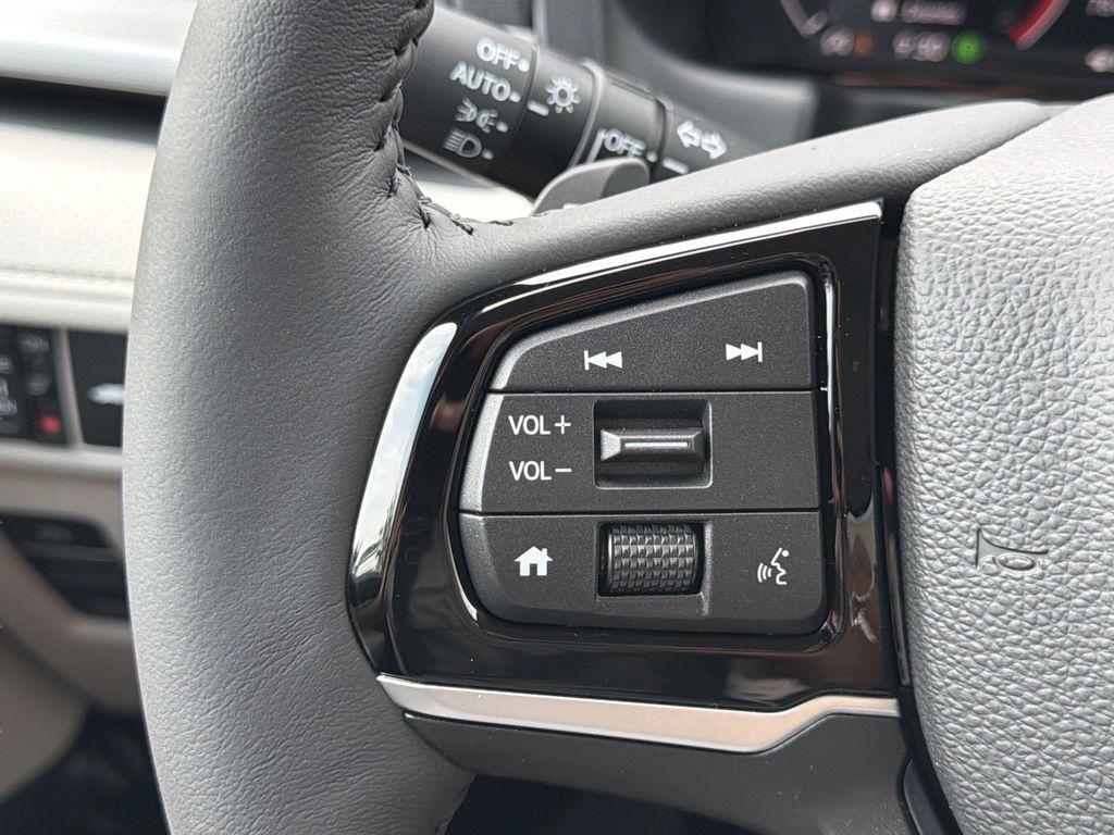 new 2026 Honda Odyssey car, priced at $41,633