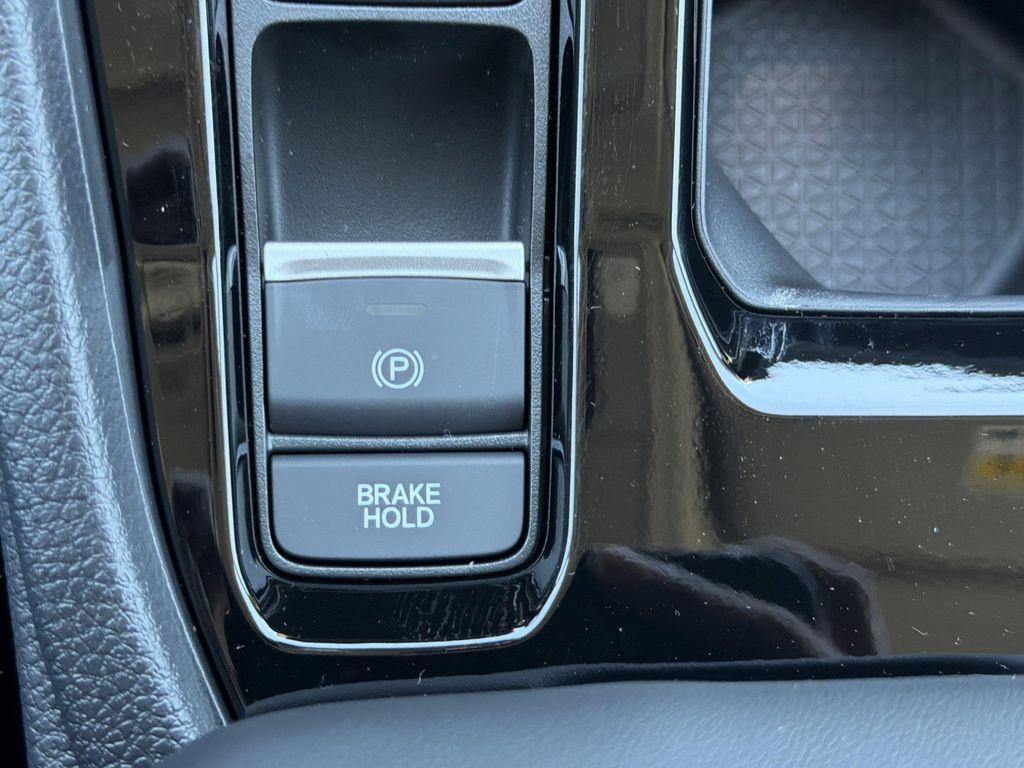 new 2026 Honda Accord Hybrid car, priced at $35,141