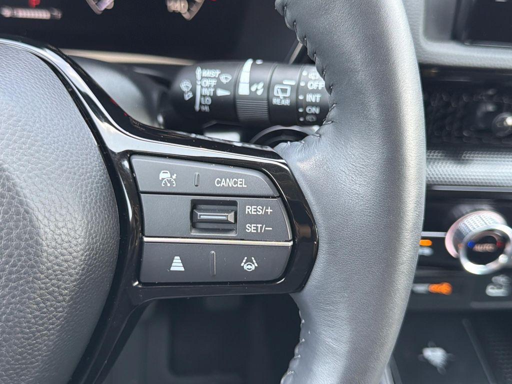 used 2024 Honda CR-V car, priced at $33,400