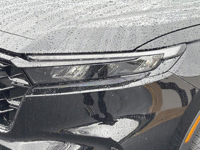 new 2026 Honda CR-V Hybrid car, priced at $40,936