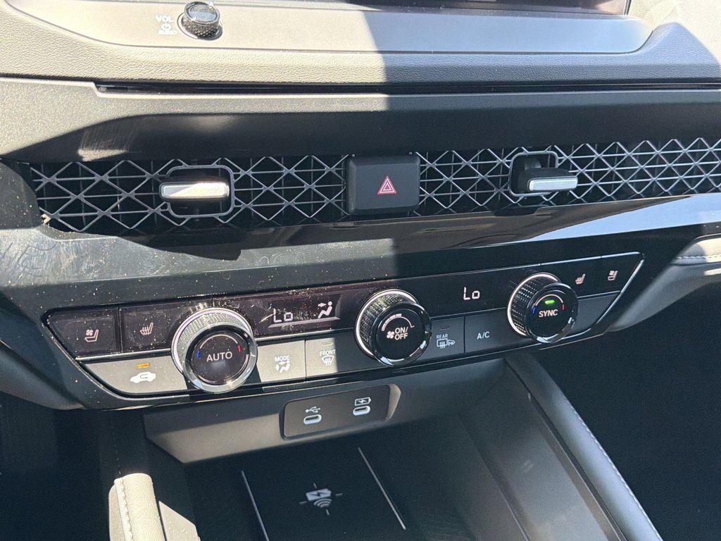 new 2026 Honda Accord Hybrid car, priced at $42,243