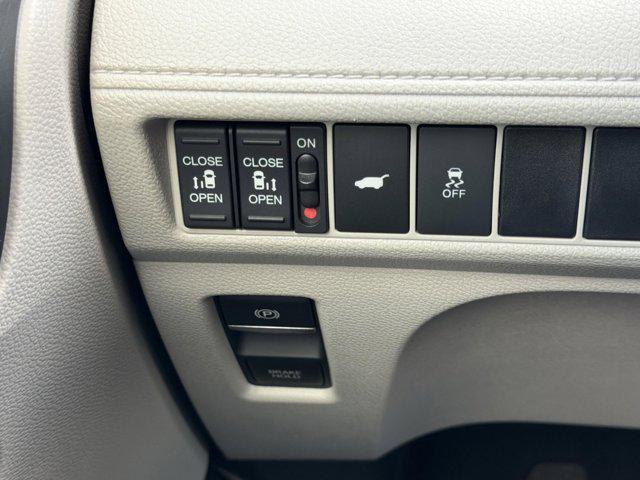 new 2026 Honda Odyssey car, priced at $42,064