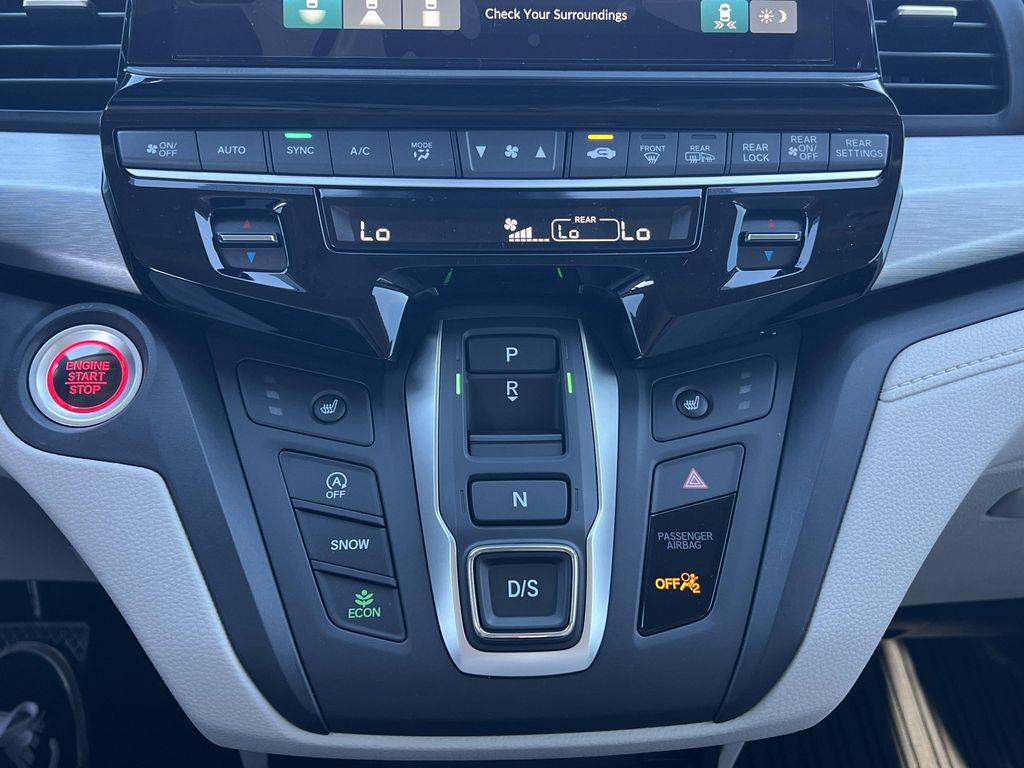 new 2026 Honda Odyssey car, priced at $42,944