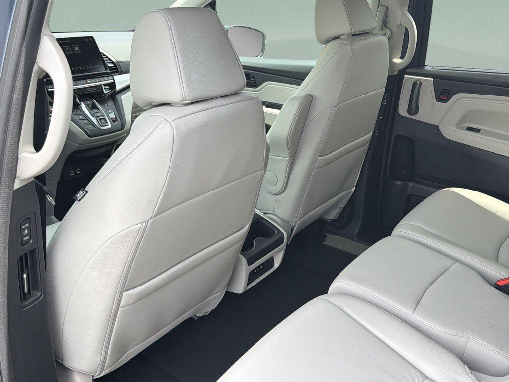 new 2026 Honda Odyssey car, priced at $41,633