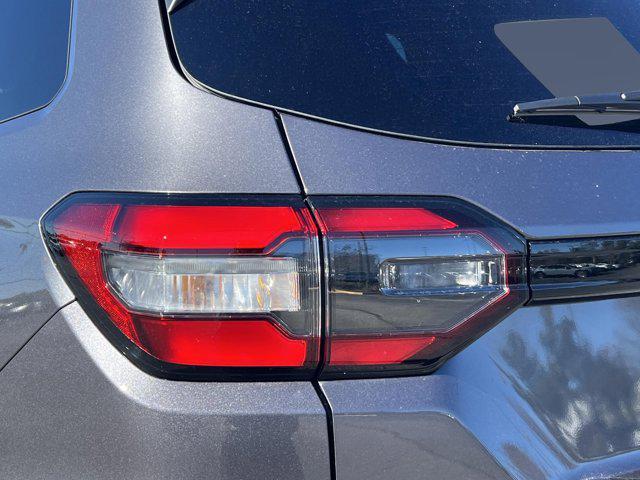 new 2025 Honda Pilot car, priced at $42,846