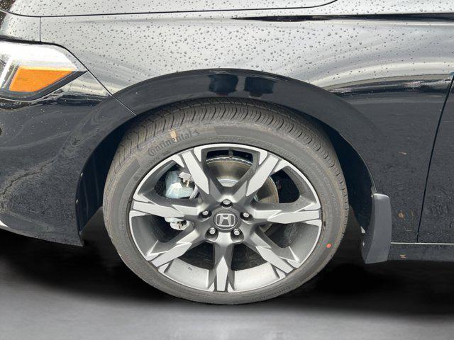 new 2026 Honda Civic Hybrid car, priced at $31,488