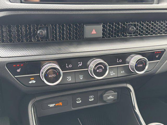 new 2026 Honda CR-V Hybrid car, priced at $35,837