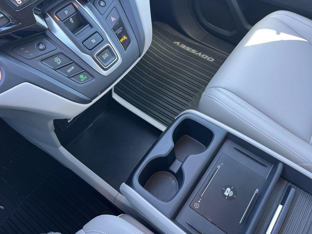 new 2026 Honda Odyssey car, priced at $42,061