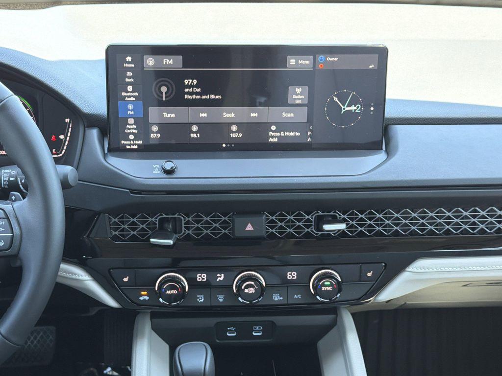 new 2026 Honda Accord Hybrid car, priced at $37,843