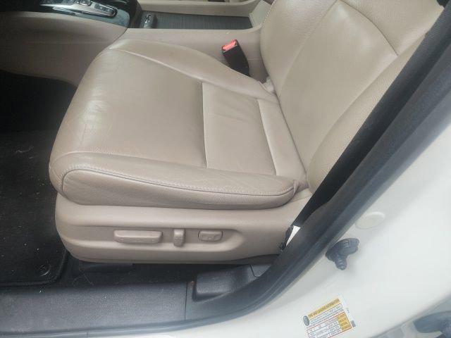 used 2018 Honda Pilot car, priced at $18,019