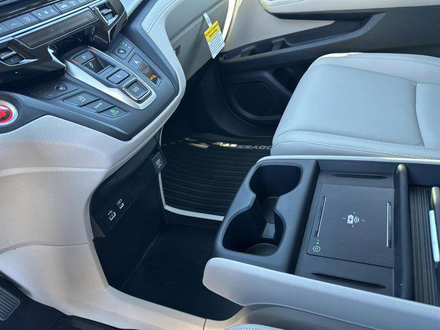 new 2026 Honda Odyssey car, priced at $42,083
