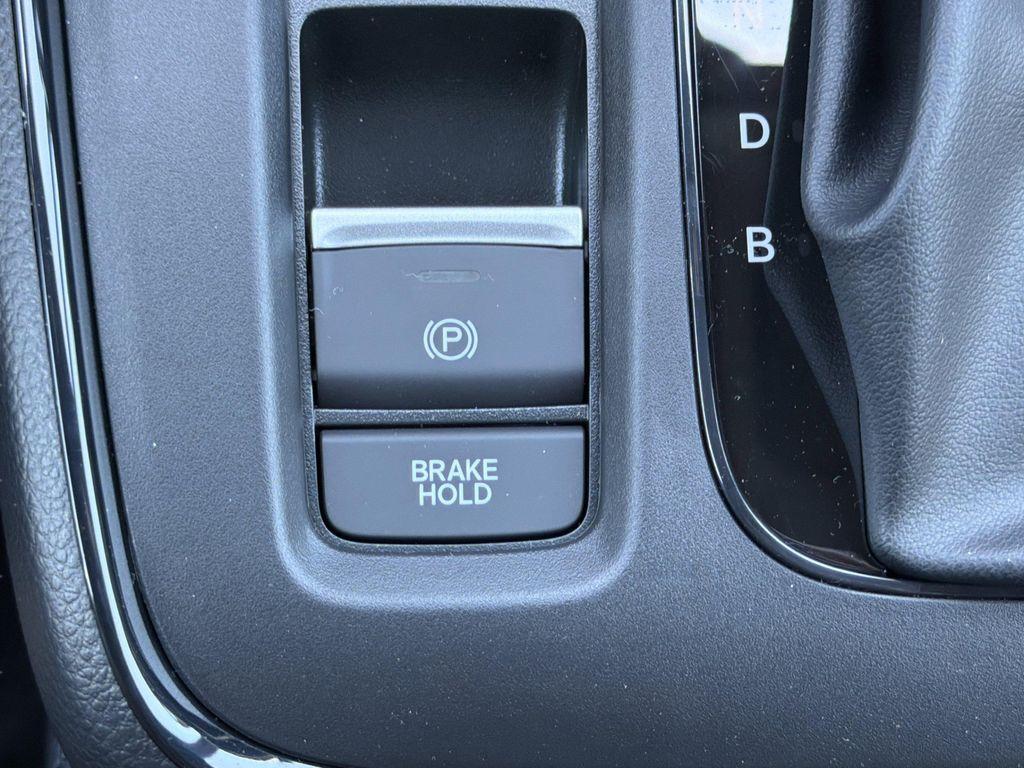 new 2026 Honda CR-V Hybrid car, priced at $41,273