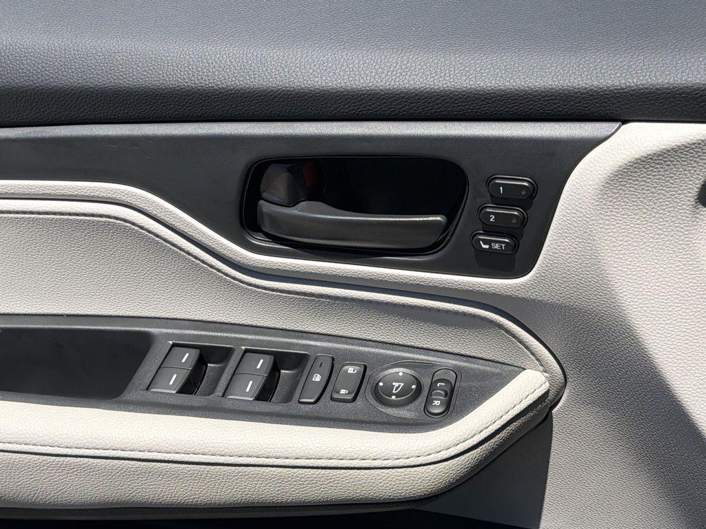 new 2026 Honda Odyssey car, priced at $41,633